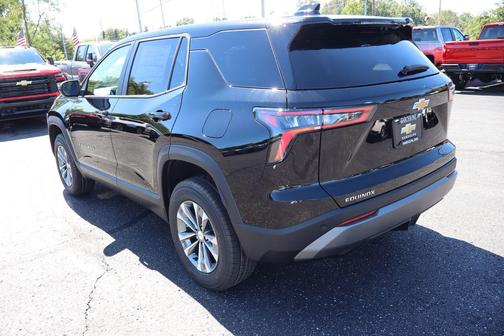 Mosaic Black Metallic 2027 Chevrolet Equinox 1LT