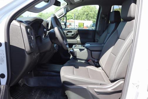 2025 Chevrolet Silverado 3500 WT