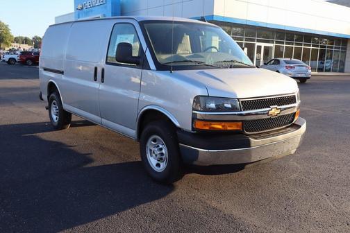 2025 Chevrolet Express 3500 RWD 3500 Regular Wheelbase WT