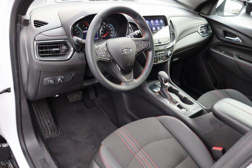 2023 Chevrolet Equinox FWD RS
