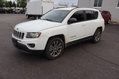 Bright White Clearcoat 2016 Jeep Compass Sport