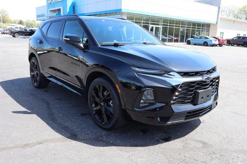 Black 2022 Chevrolet Blazer RS