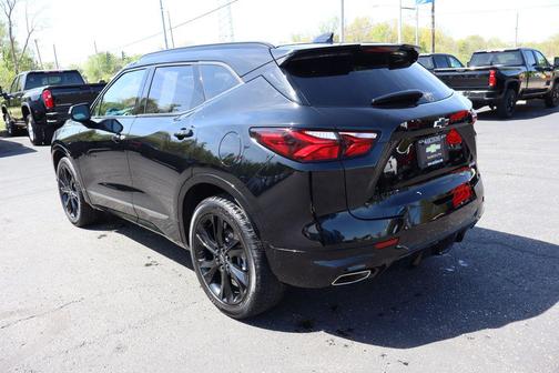 Black 2022 Chevrolet Blazer RS