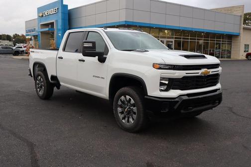 2026 Chevrolet Silverado 2500 Custom