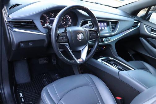 2023 Buick Enclave Essence AWD