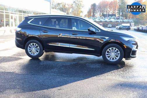 2023 Buick Enclave Essence AWD
