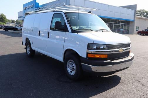2025 Chevrolet Express 2500 RWD 2500 Regular Wheelbase WT