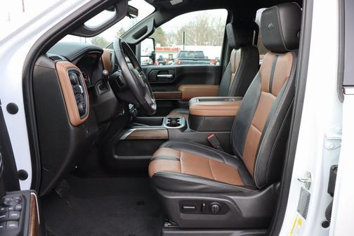 2021 Chevrolet Silverado 3500 High Country