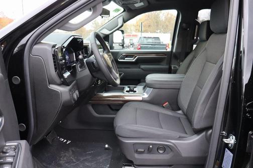 2026 Chevrolet Silverado 3500 LT