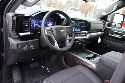 2026 Chevrolet Silverado 3500 LT