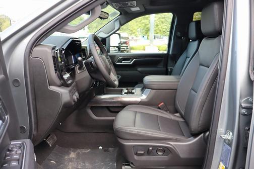 2025 Chevrolet Silverado 2500 LTZ