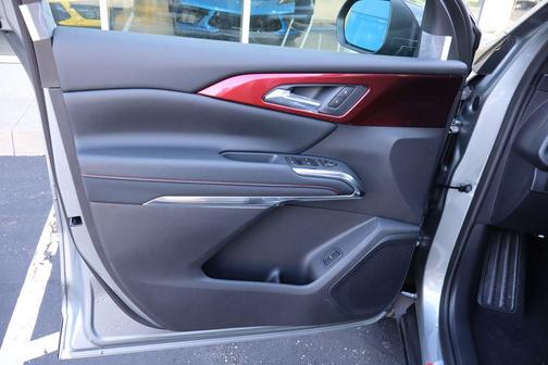 Sterling Gray Metallic 2026 Chevrolet Traverse AWD Z71