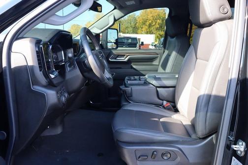 2024 Chevrolet Silverado 2500 LT