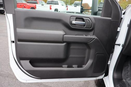 2025 Chevrolet Silverado 3500 WT