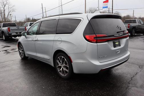 2022 Chrysler Pacifica Limited