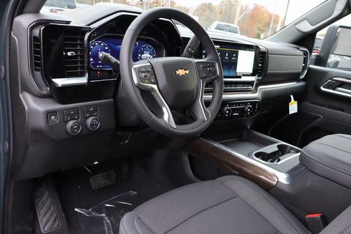 2026 Chevrolet Silverado 3500 LT