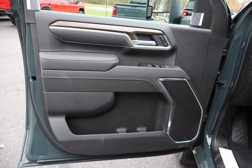 2026 Chevrolet Silverado 3500 LT