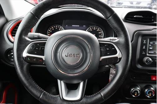 2015 Jeep Renegade Trailhawk