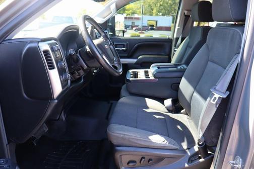 2017 Chevrolet Silverado 1500 2LT