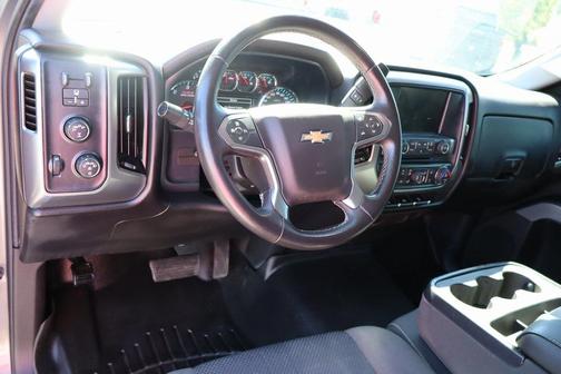 2017 Chevrolet Silverado 1500 2LT