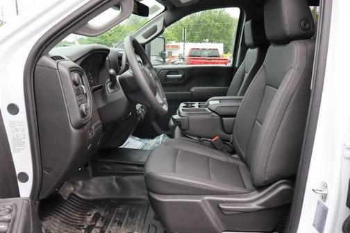2025 Chevrolet Silverado 3500 WT