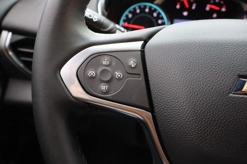 Silver Sage Metallic 2023 Chevrolet Traverse LT Cloth