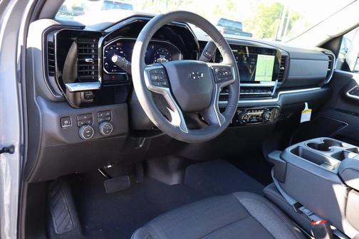 2026 Chevrolet Silverado 3500 LT