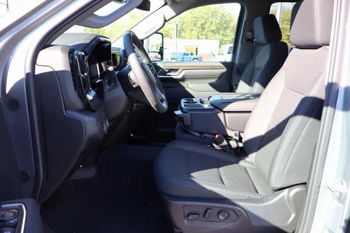 2026 Chevrolet Silverado 3500 LT