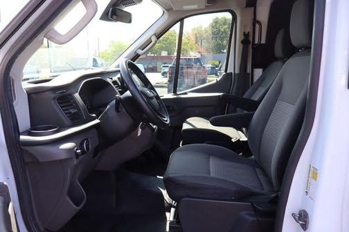 Oxford White 2020 Ford Transit-250 Base