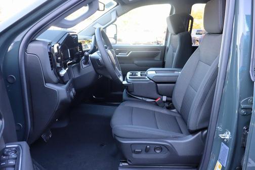 2026 Chevrolet Silverado 3500 LT