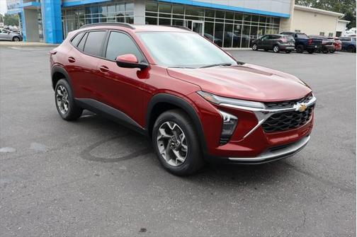 2025 Chevrolet Trax LT