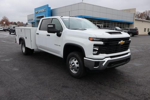 2025 Chevrolet Silverado 3500 WT