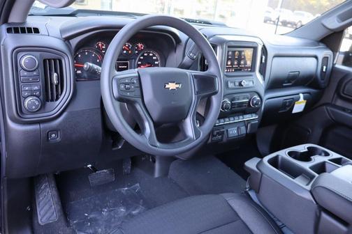 2025 Chevrolet Silverado 2500 Custom