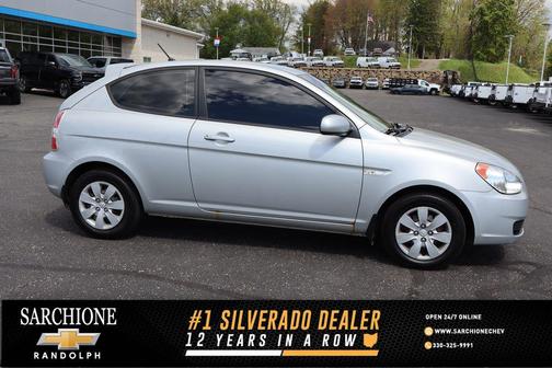 Platinum Silver Metallic + Pearl 2010 Hyundai Accent GS