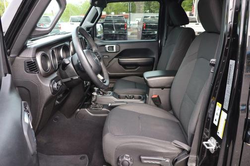 Black Clearcoat 2019 Jeep Wrangler Unlimited Sport