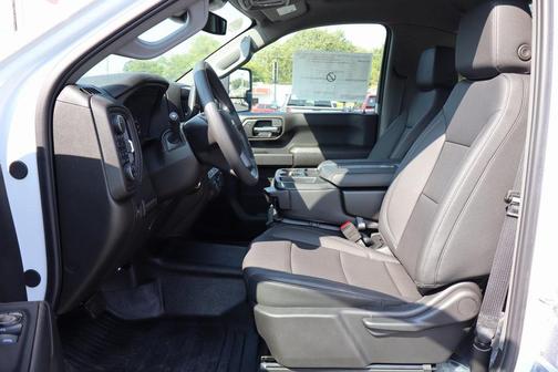 2025 Chevrolet Silverado 3500 WT