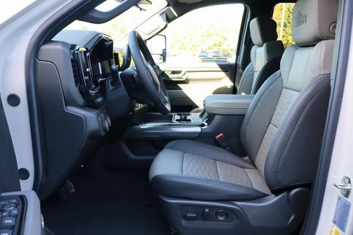 2026 Chevrolet Silverado 2500 ZR2
