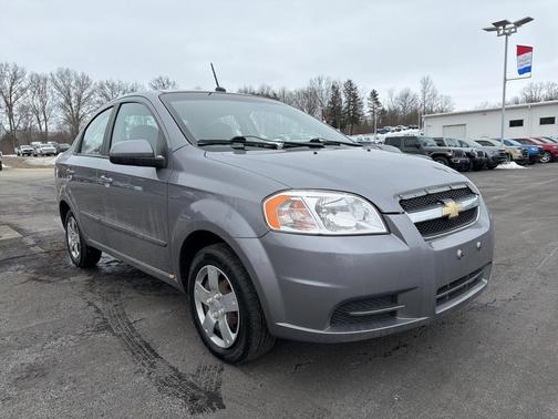 2011 Chevrolet Aveo LT
