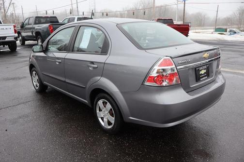 2011 Chevrolet Aveo LT