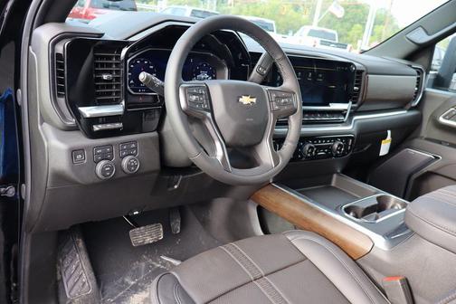 2025 Chevrolet Silverado 3500 High Country