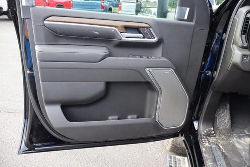 2025 Chevrolet Silverado 3500 High Country