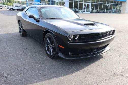 Pitch Black Clearcoat 2022 Dodge Challenger GT