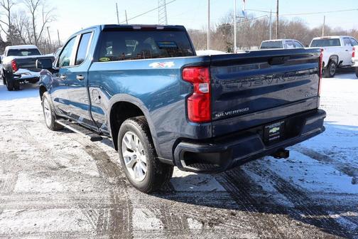 2021 Chevrolet Silverado 1500 Custom
