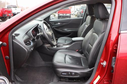 2025 Chevrolet Malibu FWD 2LT