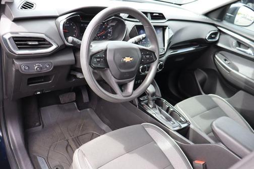 Midnight Blue Metallic 2021 Chevrolet Trailblazer LT
