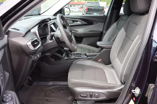 Midnight Blue Metallic 2021 Chevrolet Trailblazer LT