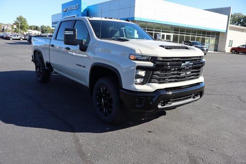 2026 Chevrolet Silverado 2500 Custom