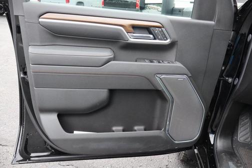 2025 Chevrolet Silverado 3500 High Country