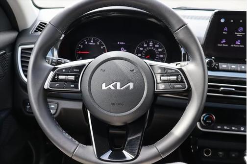 2023 Kia Seltos S