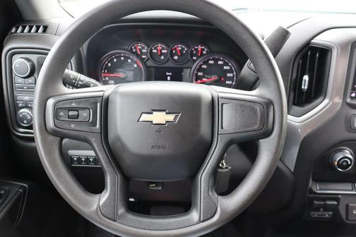 Summit White 2023 Chevrolet Silverado 2500 Custom